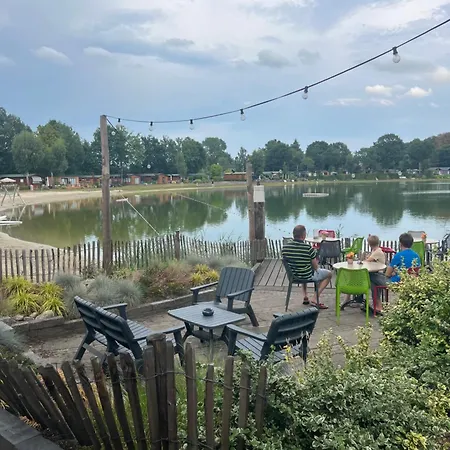 Luxe Met Airco Bij Bos En Zwemwater Chalet *